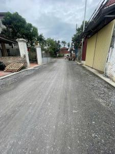 Chính Chủ bán 141m đất Đan Nhiễm, Văn Giang, Hưng Yên. MT quyền lực 8.2m hơn 5 tỷ. Ô tô tránh vào nhà